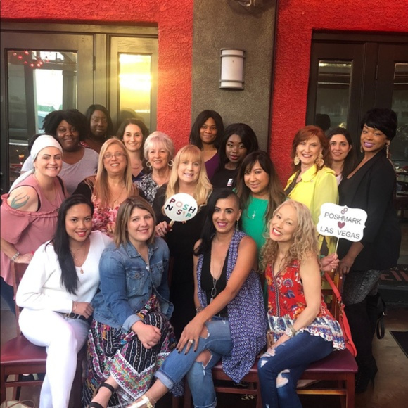 Meet your Posher, Teri - Picture 5 of 9